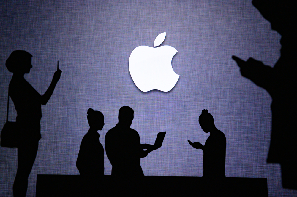 Apple Writes the (Dangerous) Next Chapter of Money